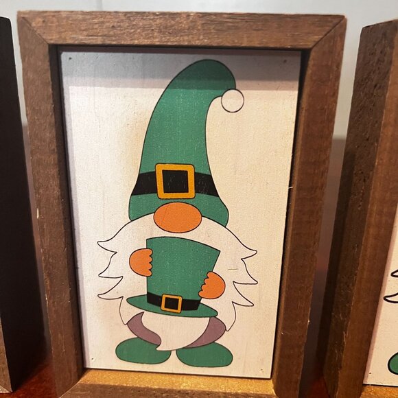 Set Of 3 St. Patricks Day Wooden Gnome Decor Blocks With Shamrock & Horseshoe - Picture 3 of 8